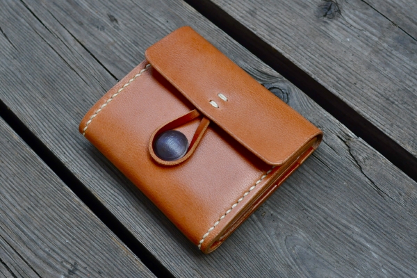 leather wallet_sm1.JPG