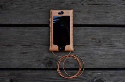 iphone5s_leather _cover_sm1.JPG