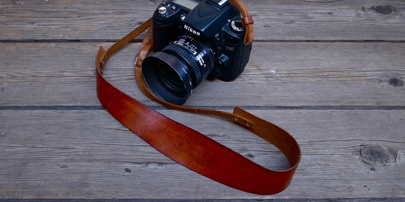 leather camera strap_sm9.JPG