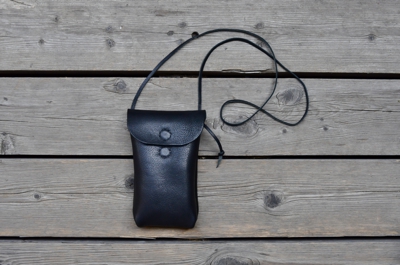 leather pouch_sm7.JPG