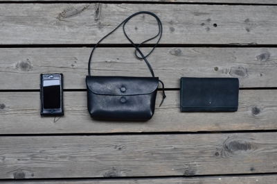 leather pouch_sm14.JPG