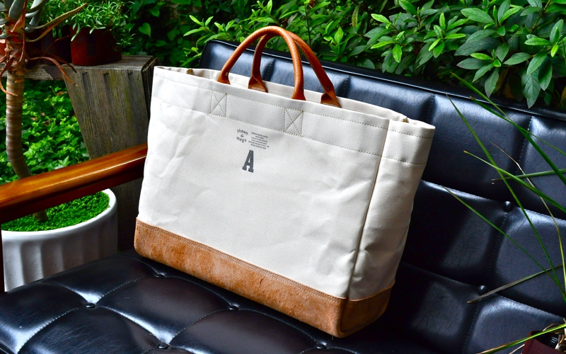 white canvas tote_sm.JPG