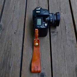 leather hand strap_sm5.jpg