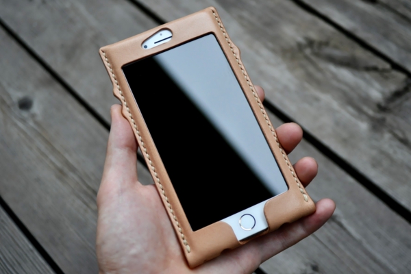 iphone7plusleathercase_sm11.jpg